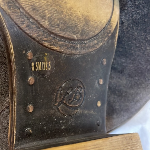 Lucky Brand Suede Chelsea Dusters 1 1/2”heel - Picture 10 of 11